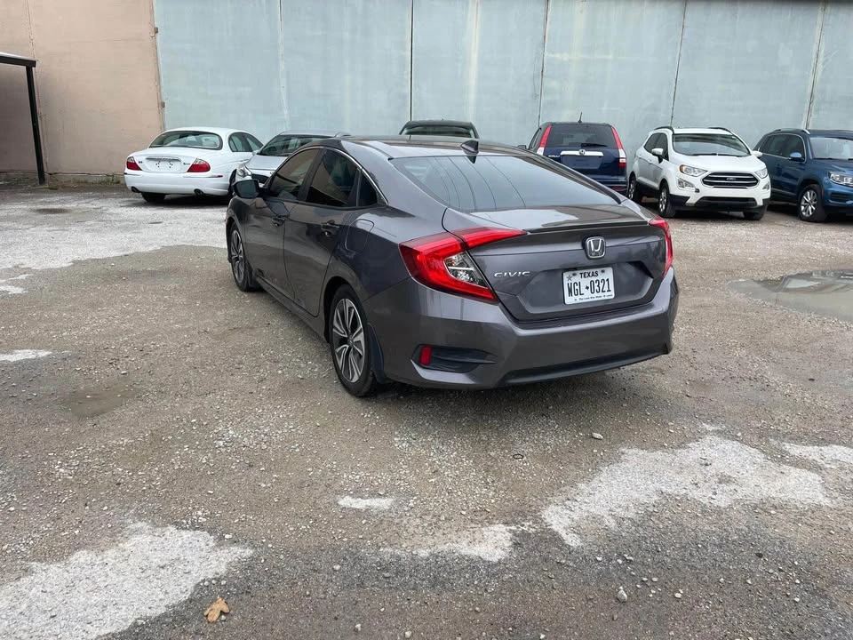 2018 Honda Civic 10th Gen - Image 5 of 18