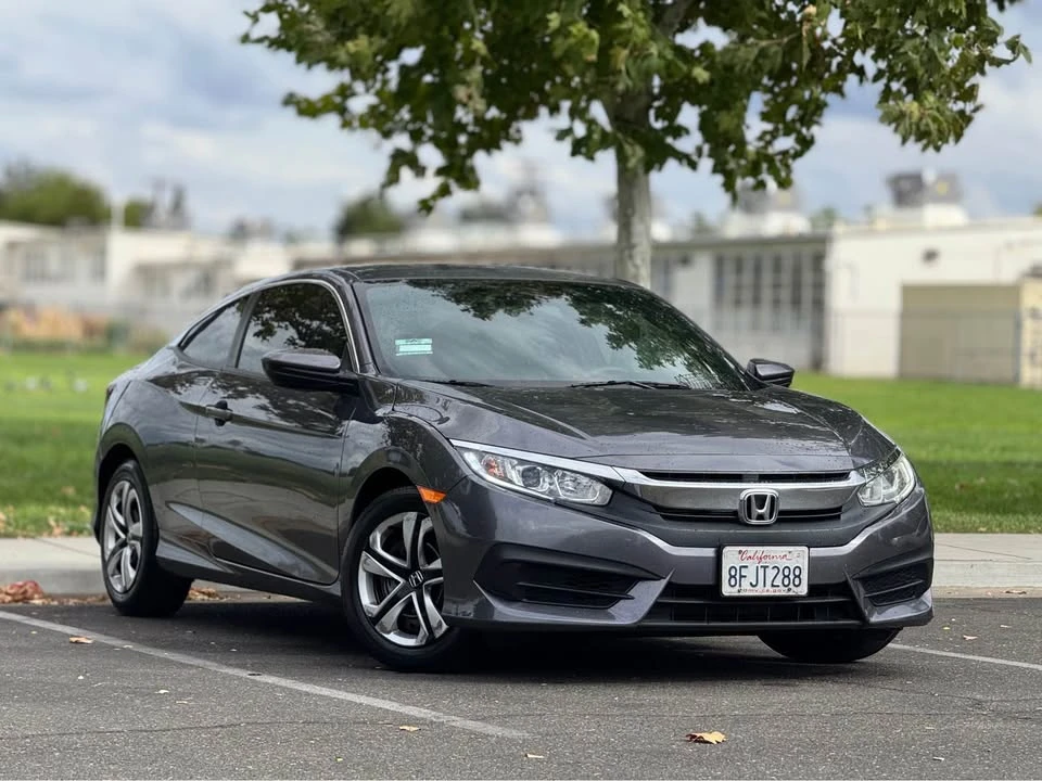 2018 Honda Civic 10th Gen - Image 5 of 18