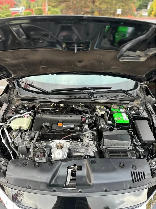 2018 Honda Civic 10th Gen - Image 14 of 16