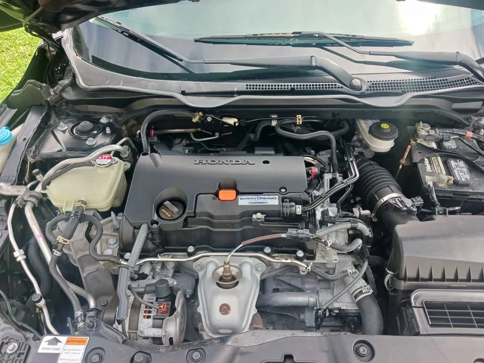 2018 Honda Civic 10th Gen - Image 12 of 12