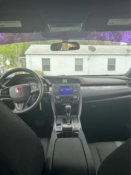 2018 Honda Civic 10th Gen - Image 7 of 7