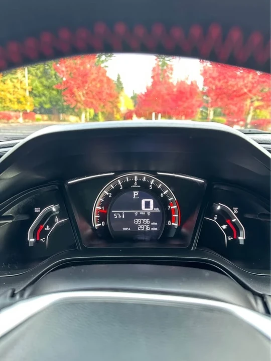 2018 Honda Civic 10th Gen - Image 15 of 16