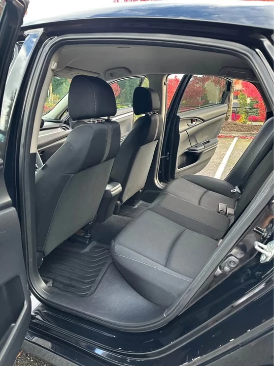 2018 Honda Civic 10th Gen - Image 12 of 16