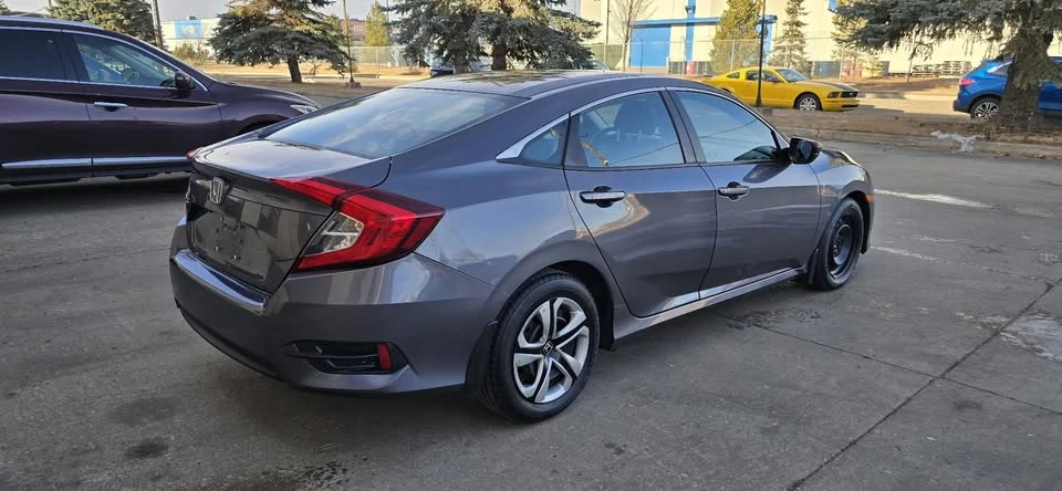 2018 Honda Civic 10th Gen - Image 4 of 20