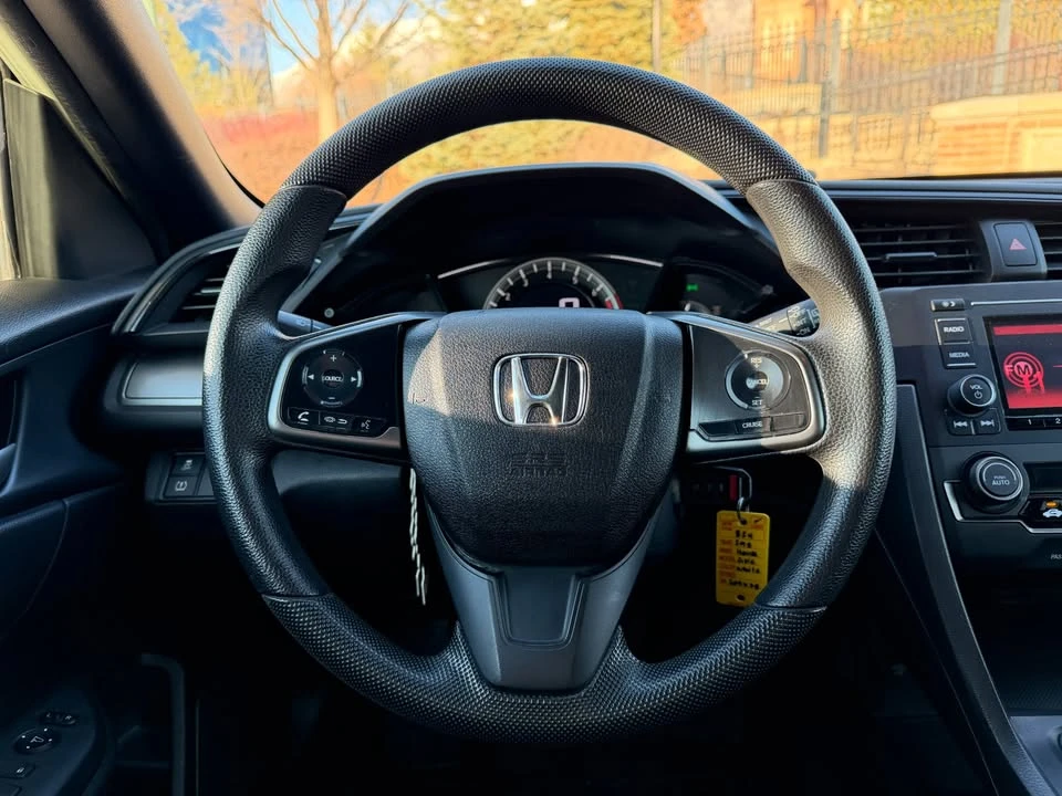 2018 Honda Civic 10th Gen - Image 9 of 13