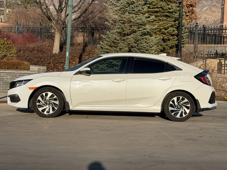 2018 Honda Civic 10th Gen - Image 7 of 13