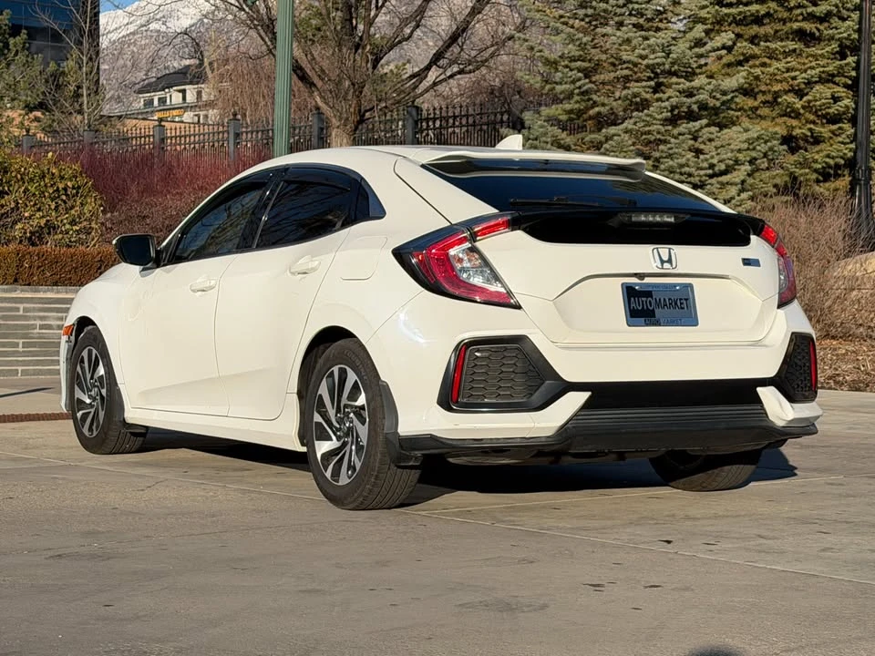 2018 Honda Civic 10th Gen - Image 6 of 13