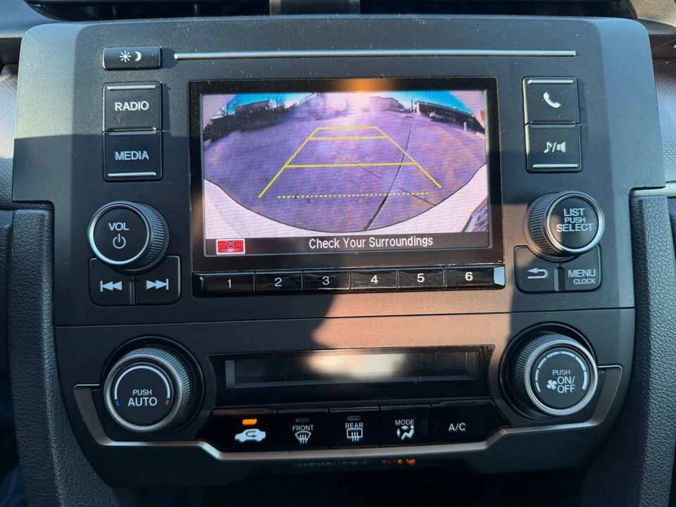 2018 Honda Civic 10th Gen - Image 11 of 13
