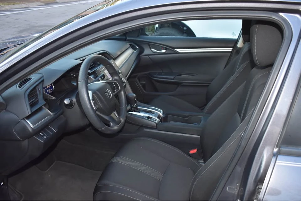 2018 Honda Civic 10th Gen - Image 10 of 16