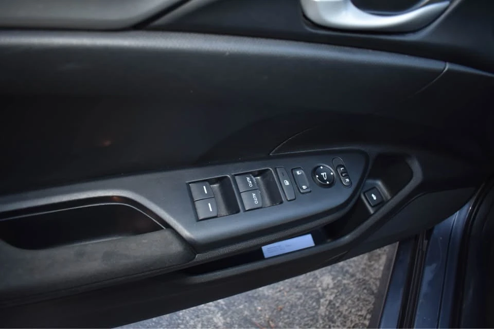2018 Honda Civic 10th Gen - Image 16 of 16