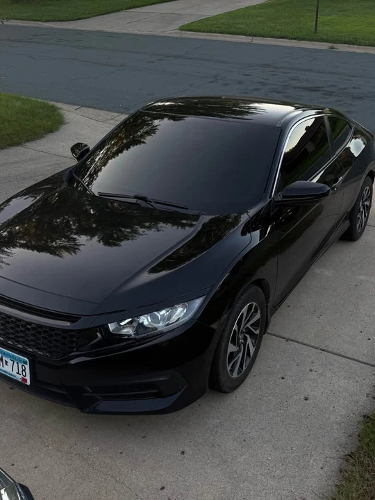 2018 Honda Civic 10th Gen - Image 4 of 4