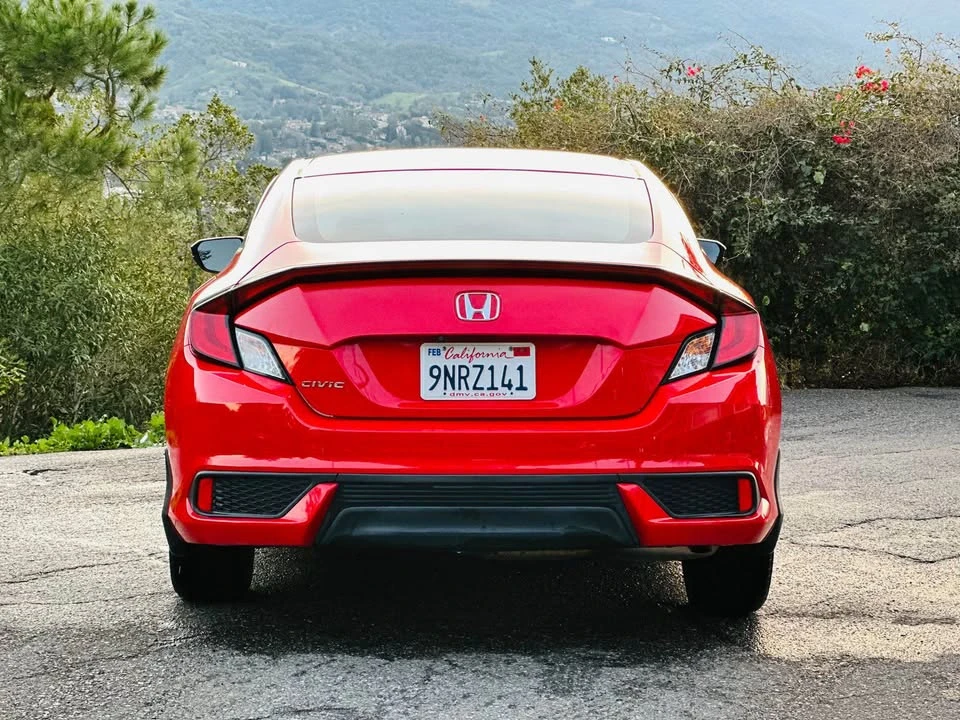 2018 Honda Civic 10th Gen - Image 7 of 20