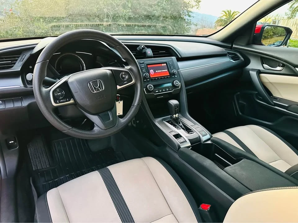 2018 Honda Civic 10th Gen - Image 16 of 20