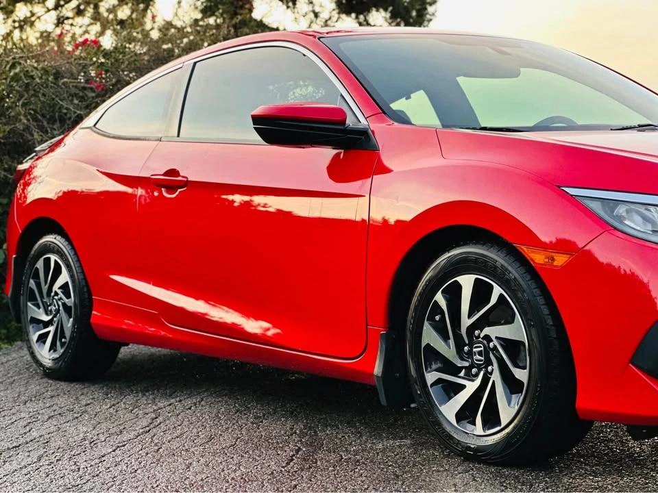 2018 Honda Civic 10th Gen - Image 4 of 20