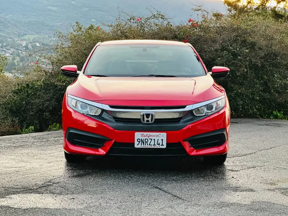 2018 Honda Civic 10th Gen - Image 2 of 20