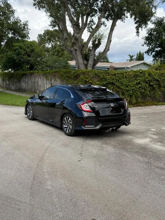 2018 Honda Civic 10th Gen - Image 4 of 9