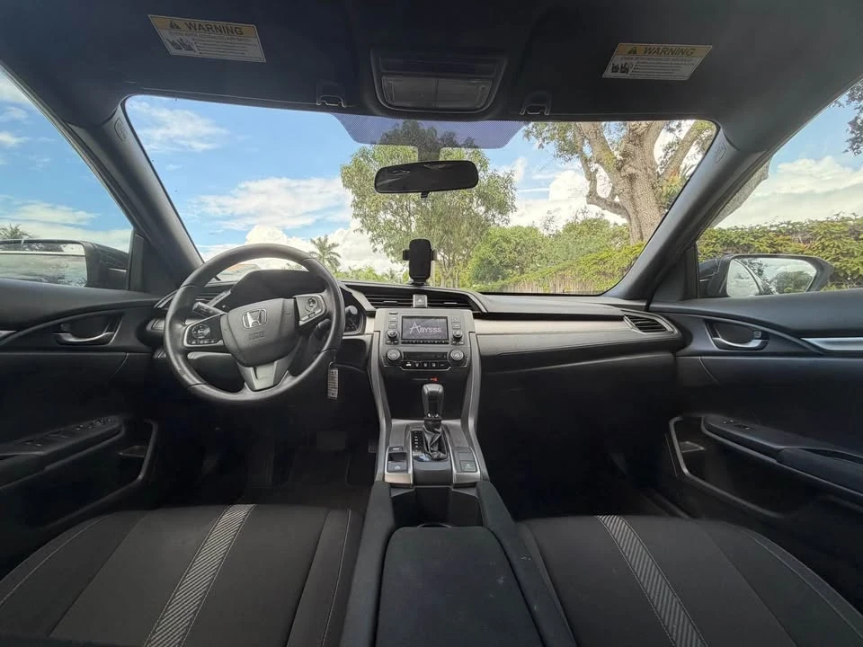 2018 Honda Civic 10th Gen - Image 8 of 9
