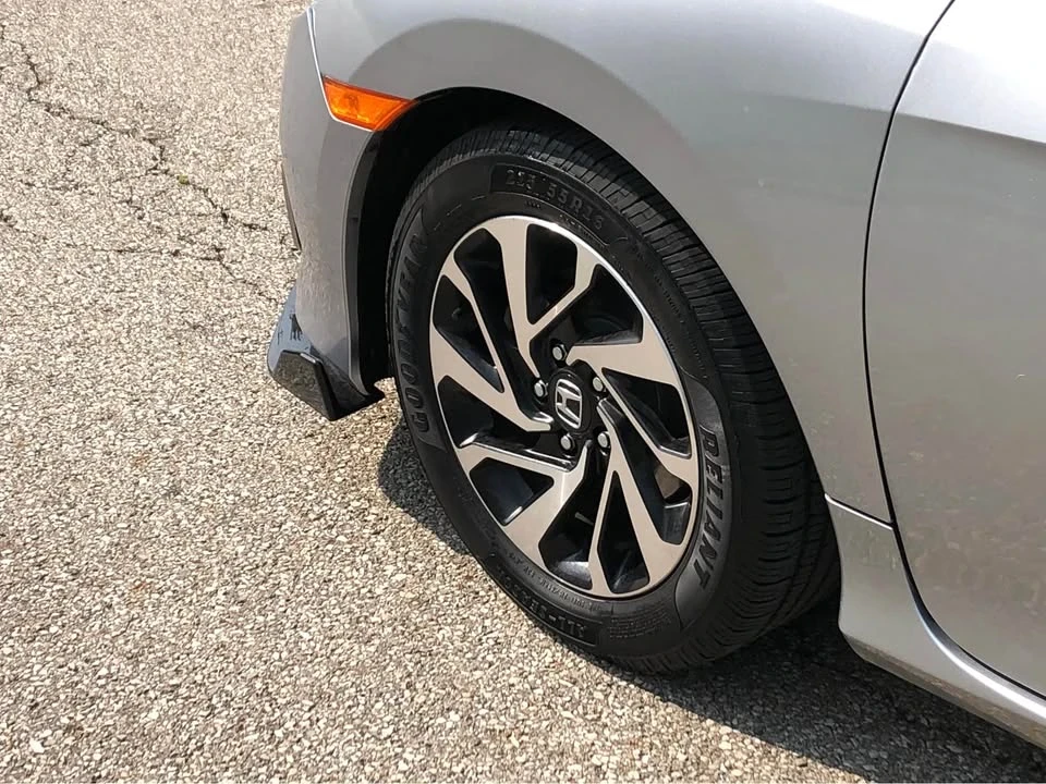 2018 Honda Civic 10th Gen - Image 11 of 17