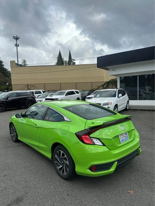 2018 Honda Civic 10th Gen - Image 3 of 13