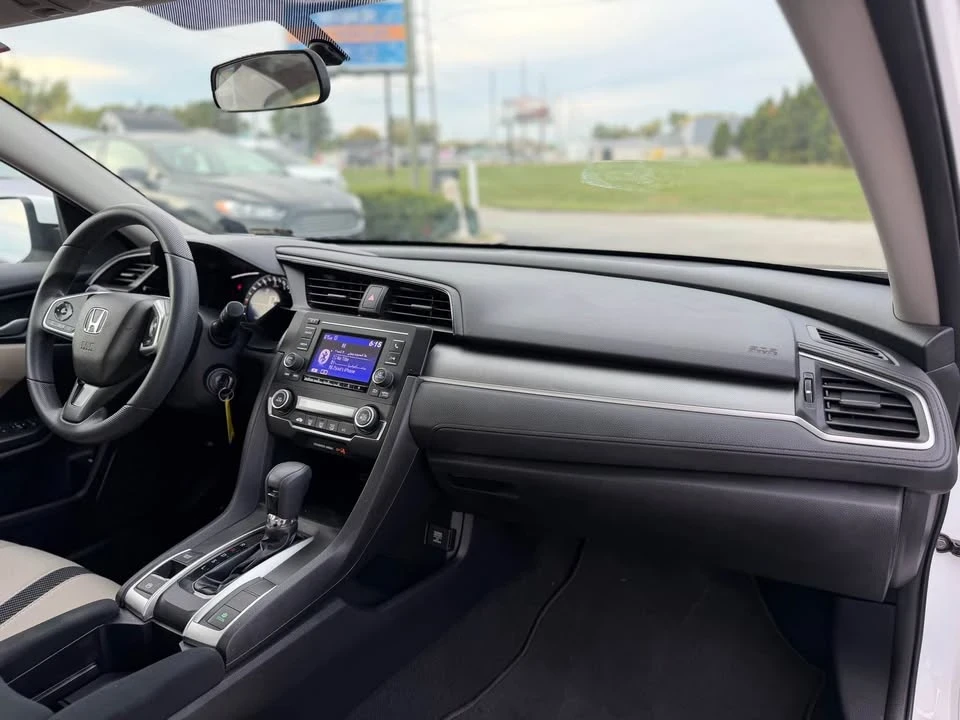 2018 Honda Civic 10th Gen - Image 14 of 20