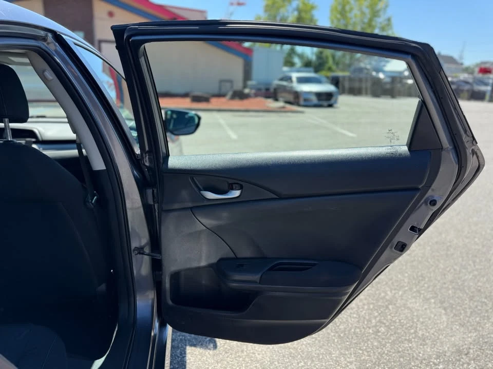 2018 Honda Civic 10th Gen - Image 12 of 20