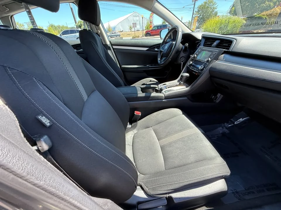 2018 Honda Civic 10th Gen - Image 15 of 20