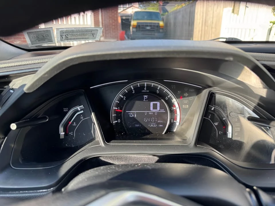 2018 Honda Civic 10th Gen - Image 6 of 8