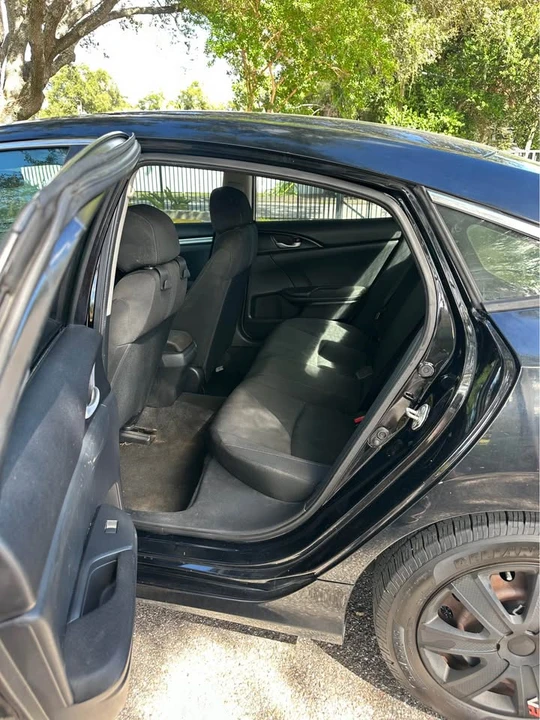2018 Honda Civic 10th Gen - Image 9 of 9