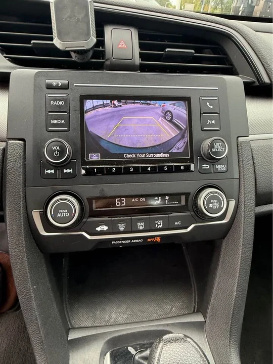 2018 Honda Civic 10th Gen - Image 16 of 20