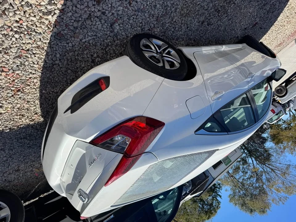 2018 Honda Civic 10th Gen - Image 7 of 7