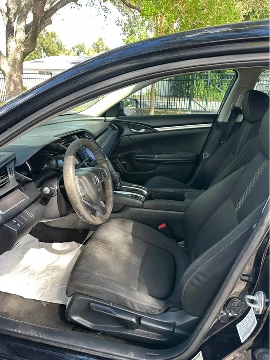 2018 Honda Civic 10th Gen - Image 6 of 8