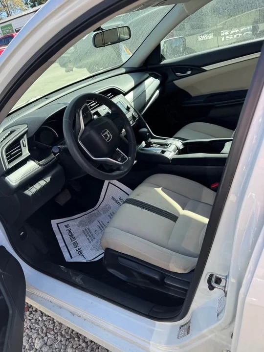 2018 Honda Civic 10th Gen - Image 4 of 7