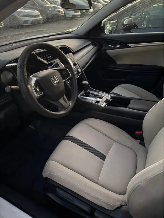2018 Honda Civic 10th Gen - Image 2 of 6