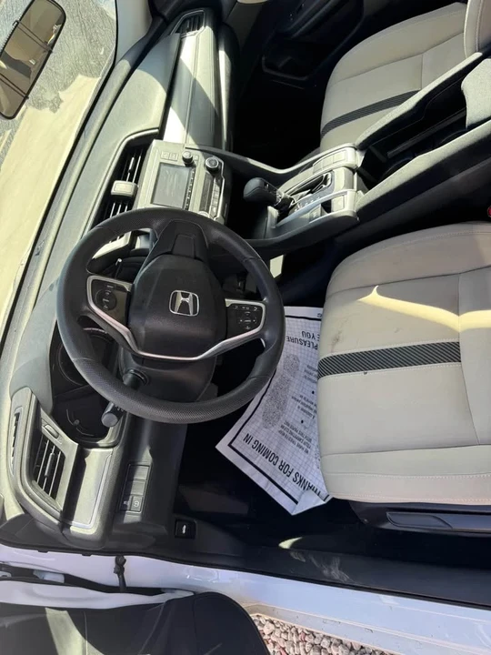 2018 Honda Civic 10th Gen - Image 3 of 7