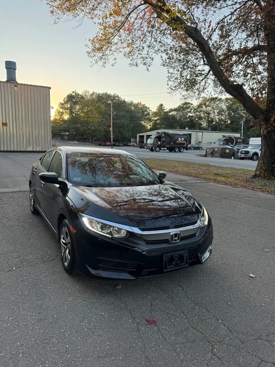 2018 Honda Civic 10th Gen - Image 18 of 18
