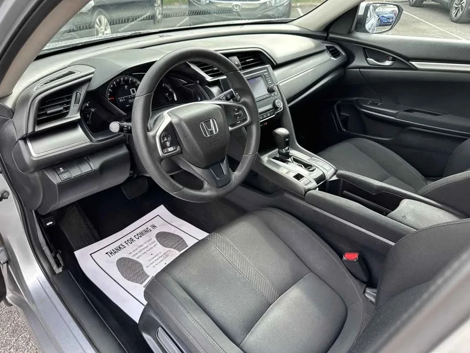 2018 Honda Civic 10th Gen - Image 9 of 13