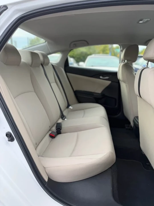 2018 Honda Civic 10th Gen - Image 15 of 20