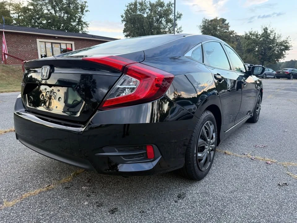 2018 Honda Civic 10th Gen - Image 3 of 9