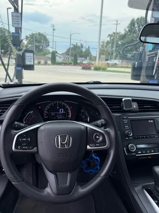 2018 Honda Civic 10th Gen - Image 14 of 20