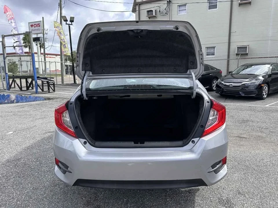 2018 Honda Civic 10th Gen - Image 13 of 13