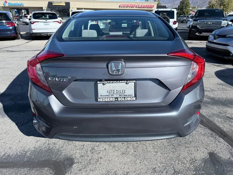 2018 Honda Civic 10th Gen - Image 4 of 15