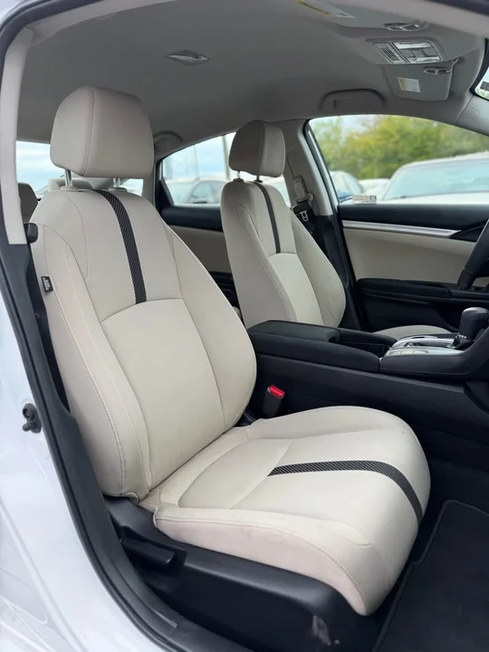 2018 Honda Civic 10th Gen - Image 13 of 20