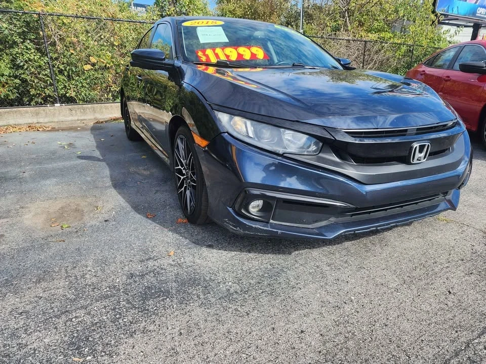 2018 Honda Civic 10th Gen - Image 3 of 11