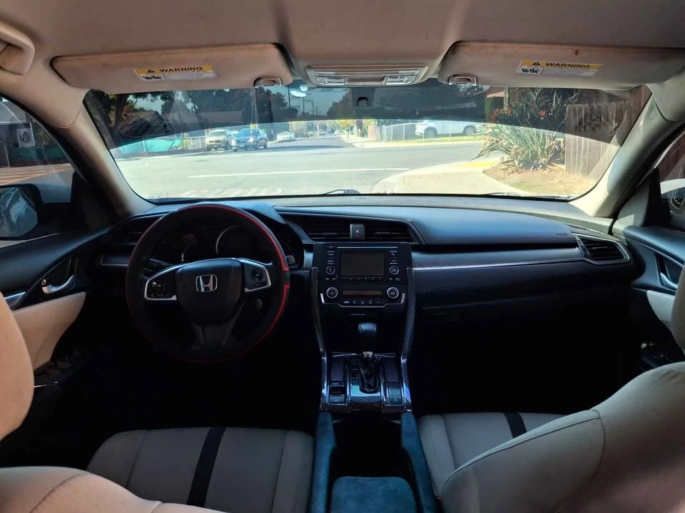 2018 Honda Civic 10th Gen - Image 14 of 17