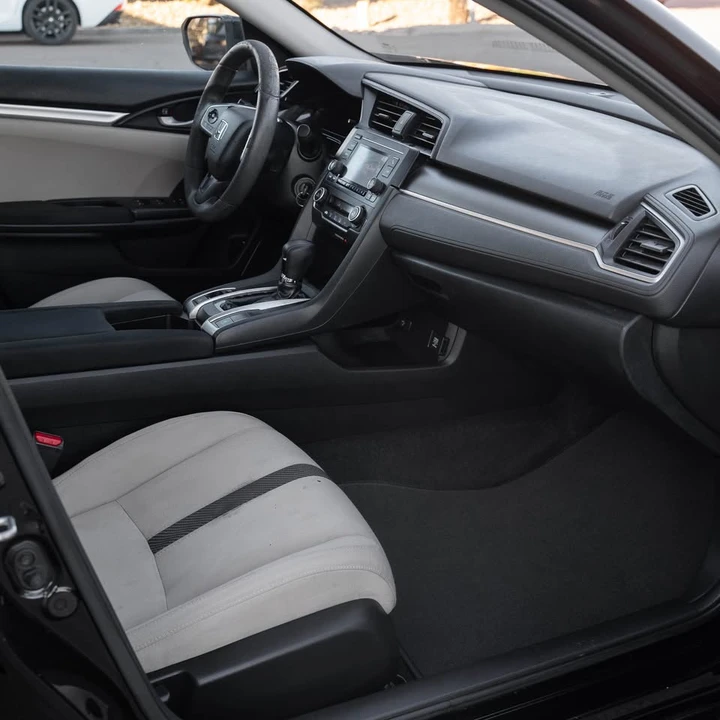 2018 Honda Civic 10th Gen - Image 14 of 16