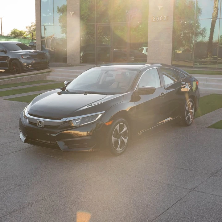 2018 Honda Civic 10th Gen - Image 7 of 16