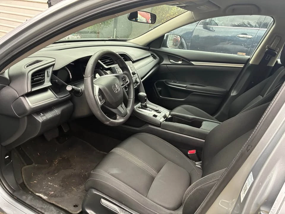 2018 Honda Civic 10th Gen - Image 5 of 5