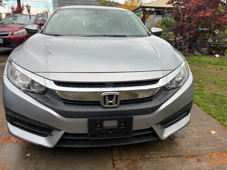 2018 Honda Civic 10th Gen - Image 4 of 5