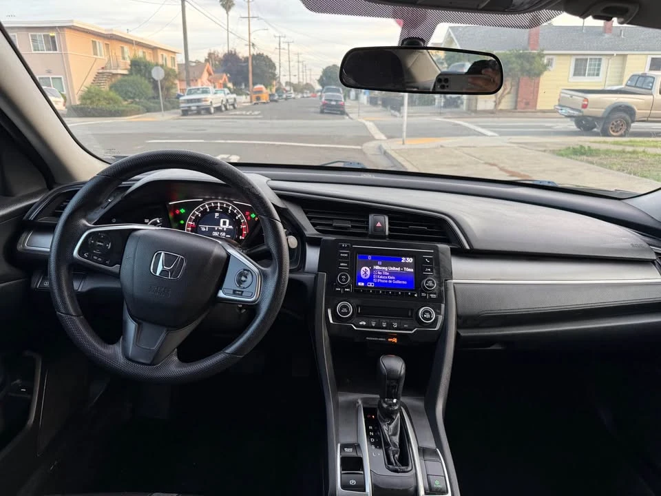 2018 Honda Civic 10th Gen - Image 5 of 5