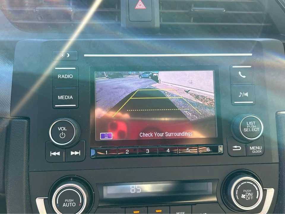 2018 Honda Civic 10th Gen - Image 15 of 18